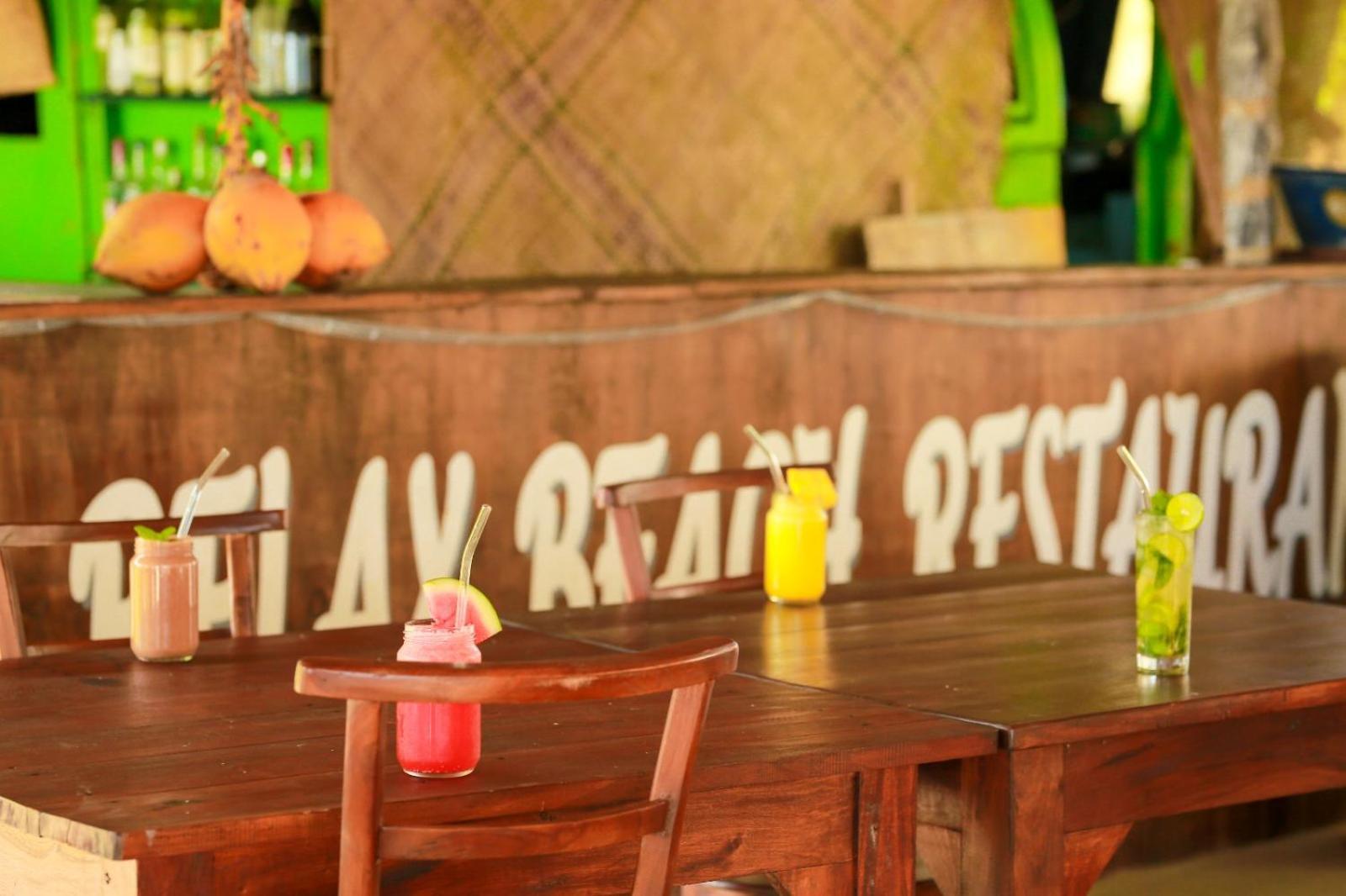 Relax Beach Resort ウェリガマ エクステリア 写真