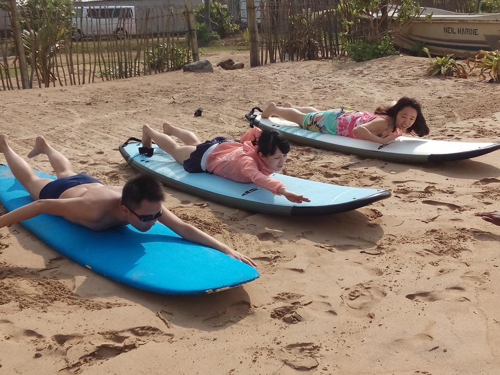 Relax Beach Resort ウェリガマ エクステリア 写真