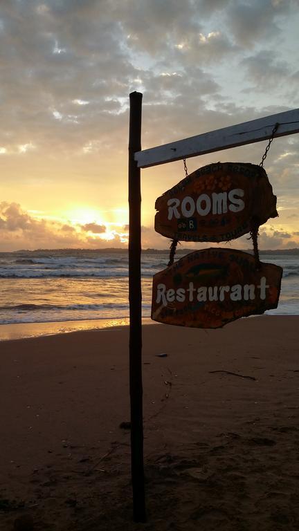 Relax Beach Resort ウェリガマ エクステリア 写真
